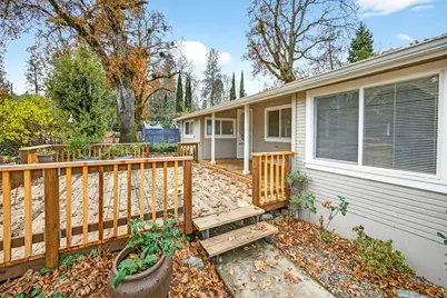 130 Acorn Street, Merlin, OR 97532 - Photo 4