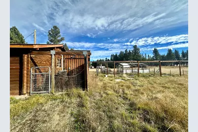 17083 Azusa Road, Bend, OR 97707 - Photo 6