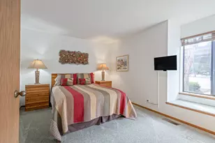 17714 Lake Aspen Ct, Sunriver, OR 97707 - Photo 14