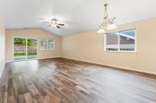 185 Independence Dr, Grants Pass, OR 97527 - Photo 6