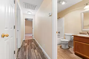 185 Independence Dr, Grants Pass, OR 97527 - Photo 18