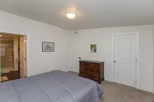 333 Mountain View Dr, Talent, OR 97540 - Photo 12