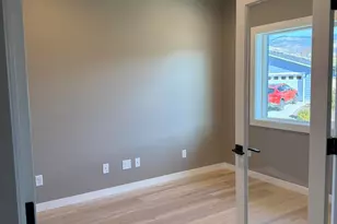 337 Quail Cir, Talent, OR 97540 - Photo 4