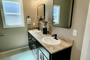 337 Quail Cir, Talent, OR 97540 - Photo 16