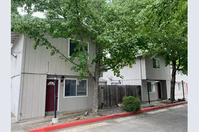 747 Spring Street, Medford, OR 97504 - Photo 1