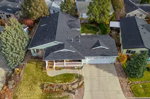 2394 NE Crocus Way, Bend, OR 97701 - Photo 38