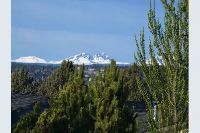 2394 NE Crocus Way, Bend, OR 97701 - Photo 2