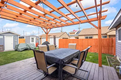 835 SW 14th Street, Redmond, OR 97756 - Photo 24