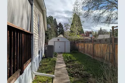 1055 N 5th Street #UNIT 110, Jacksonville, OR 97530 - Photo 28