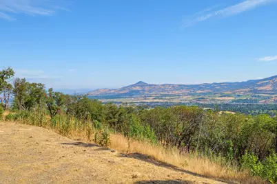 1028 Coleman Hills Drive #3, Medford, OR 97501 - Photo 10