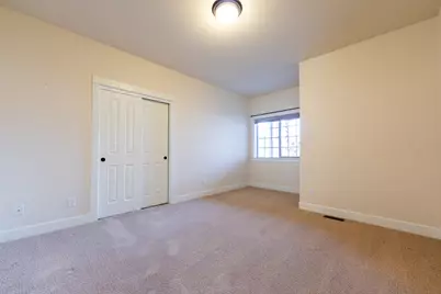 1752 NW Upas Avenue, Redmond, OR 97756 - Photo 32