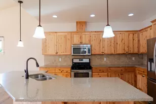 1752 NW Upas Ave, Redmond, OR 97756 - Photo 12