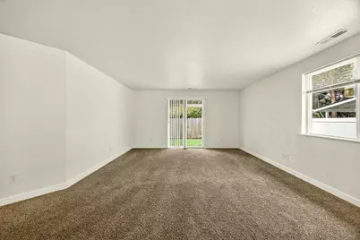 654 SW Larch Road, Grants Pass, OR 97526 - Photo 6