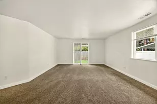 654 SW Larch Rd, Grants Pass, OR 97526 - Photo 6