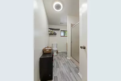 4866 Galice Road, Merlin, OR 97532 - Photo 16