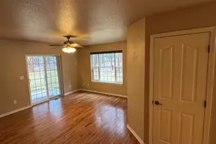 12473 Overland Dr, Klamath Falls, OR 97603 - Photo 10