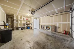 2527 NE 5th St, Redmond, OR 97756 - Photo 32