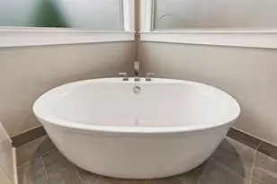 3127 NW Hidden Rdg Dr, Bend, OR 97703 - Photo 28