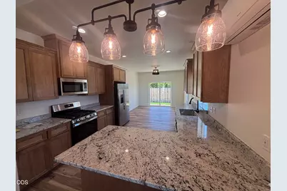 729 Dahl Place #5, Medford, OR 97501 - Photo 2