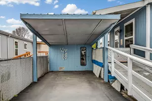 185 NW Harwood St, Prineville, OR 97754 - Photo 2