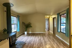 60083 Navajo Rd, Bend, OR 97702 - Photo 12