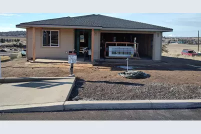 790 SE Cub Ct. Court #LOT 1, Madras, OR 97741 - Photo 1