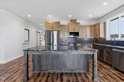 790 SE Cub Ct. Court #1, Madras, OR 97741 - Photo 6