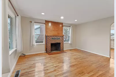 418 NE 11th Street, Grants Pass, OR 97526 - Photo 4