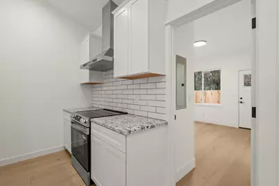 414 SW I Street, Grants Pass, OR 97526 - Photo 6