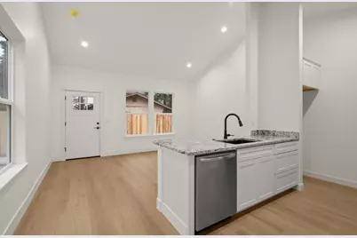 414 SW I Street, Grants Pass, OR 97526 - Photo 4