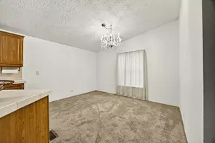 3431 S Pacific Hwy, Medford, OR 97501 - Photo 4