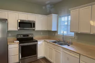 7834 Phaedra Ln, White City, OR 97503 - Photo 6