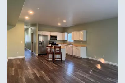 7834 Phaedra Lane, White City, OR 97503 - Photo 4