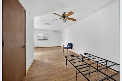 218 Hessar Street, Grants Pass, OR 97527 - Photo 38