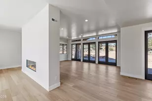 23114 Angler Ct, Bend, OR 97701 - Photo 30