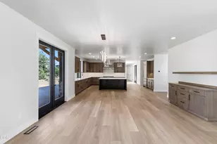 23114 Angler Ct, Bend, OR 97701 - Photo 26