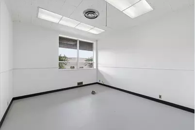 1300 Court Street, Medford, OR 97501 - Photo 26