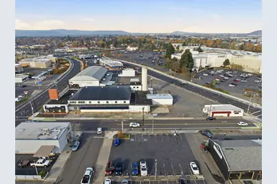 1300 Court Street, Medford, OR 97501 - Photo 54