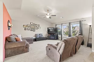 2491 Destiny Ln, Medford, OR 97501 - Photo 6