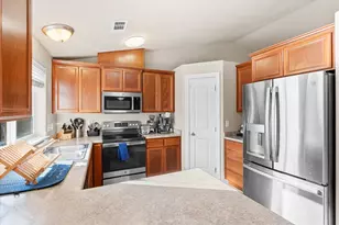 2491 Destiny Ln, Medford, OR 97501 - Photo 14