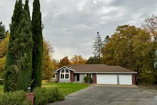 197 Jo Creek Pl, Merlin, OR 97532 - Photo 34