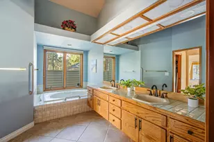 60701 Willow Creek Loop, Bend, OR 97702 - Photo 20