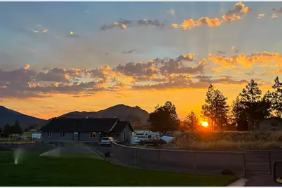 8445 19th Street, Terrebonne, OR 97760 - Photo 4