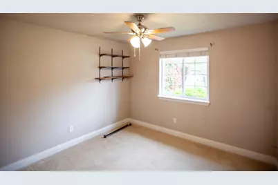 1604 Medart Lane, Grants Pass, OR 97527 - Photo 12
