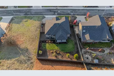 531 W La Strada Circle, Medford, OR 97504 - Photo 42
