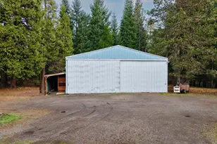 431 Red Blanket Rd, Prospect, OR 97536 - Photo 2