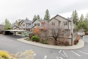 1925 NW Monterey Pines Dr, Bend, OR 97703 - Photo 2