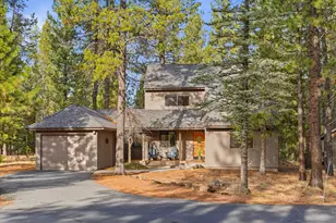 57557 Lupine Ln, Sunriver, OR 97707 - Photo 2