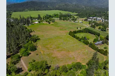 20541 Williams Highway, Williams, OR 97544 - Photo 24