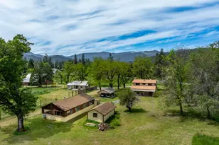 20541 Williams Hwy, Williams, OR 97544 - Photo 26